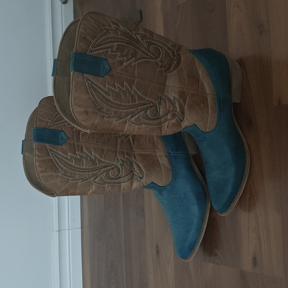 Cowgirl boots
